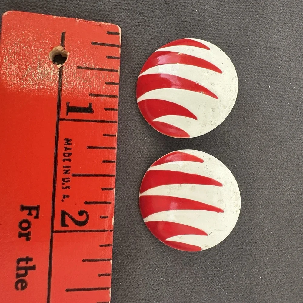 Vintage Red White‎ Metal Earrings 80s Round Button Style Post